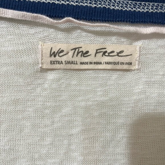 We the free Contrast Tee Top with kimono sleeves and crochet sides Extra Small - Picture 10 of 10